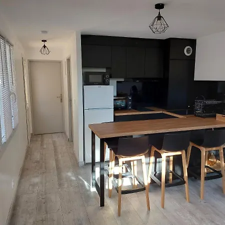 Apartment T2 Centre A 10 Mn Des Plages *