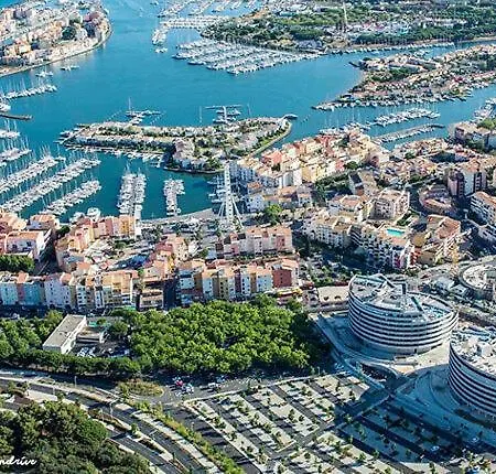 Appartement T2 Centre A 10 Mn Des Plages *