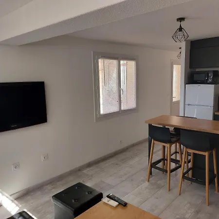 Appartement T2 Centre A 10 Mn Des Plages *